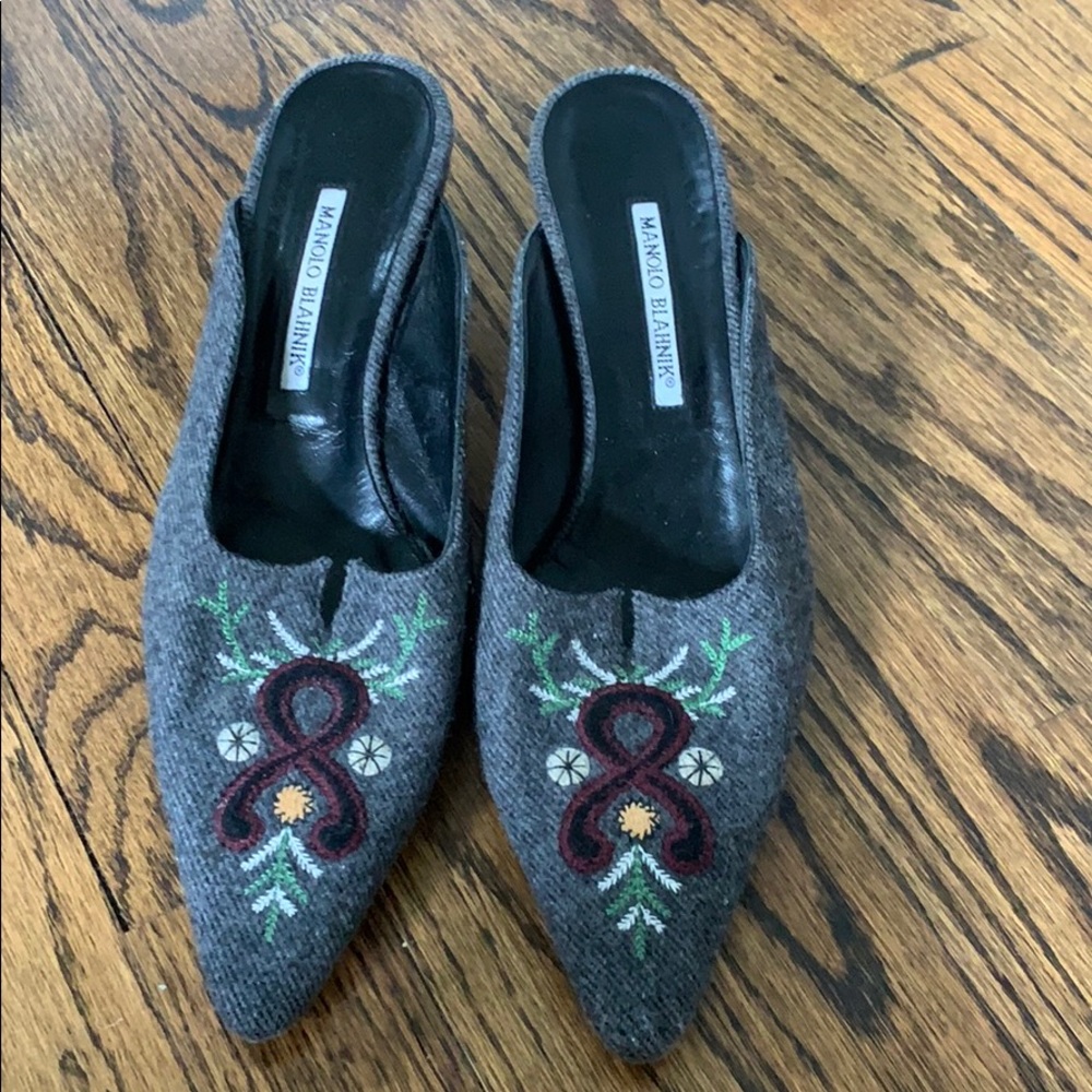 Manolo Blahnik low heels
